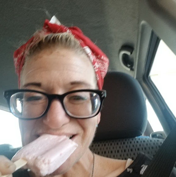 Meet your Posher, Devon - Picture 2 of 6